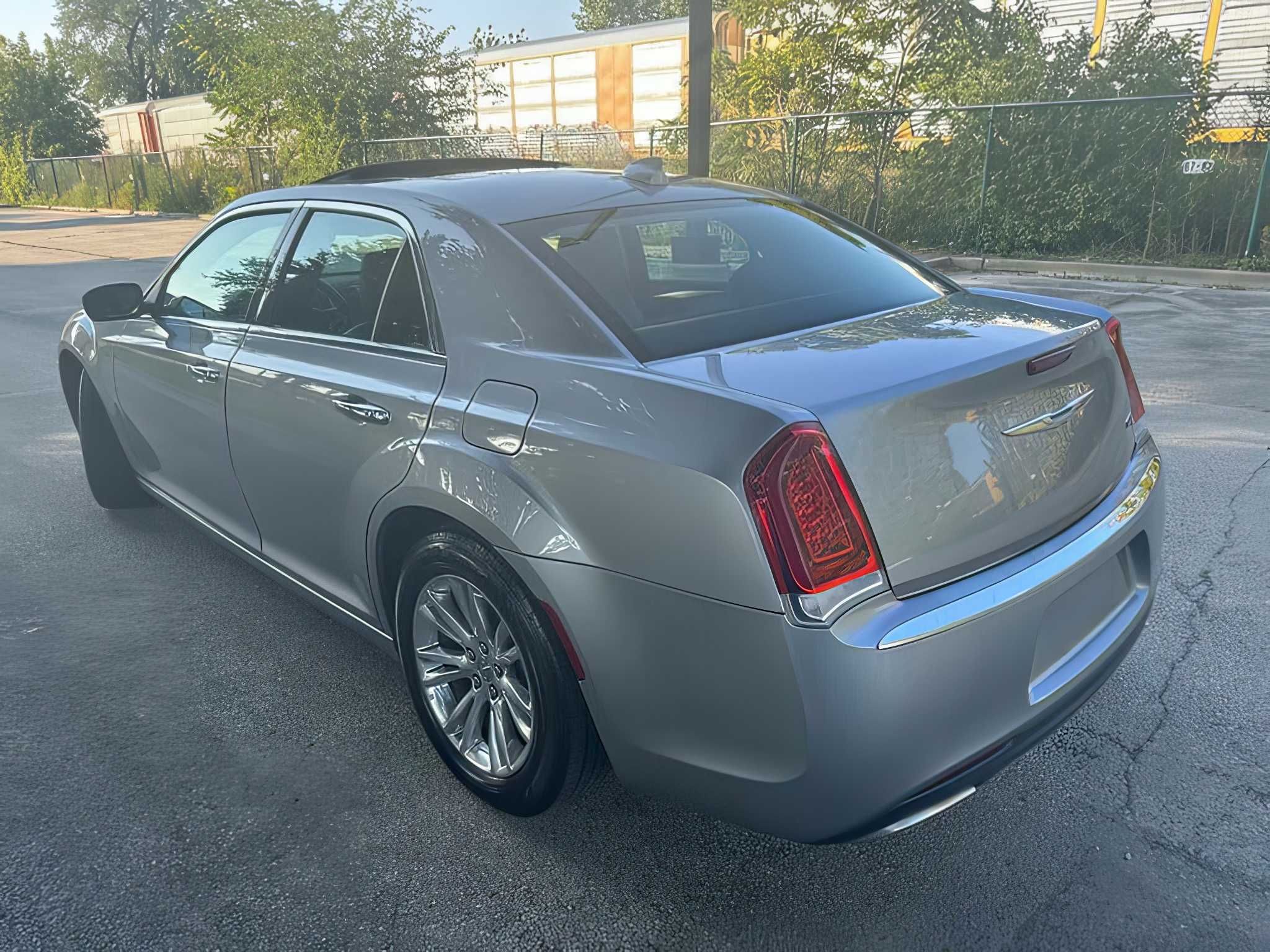 2016 Chrysler 300 C