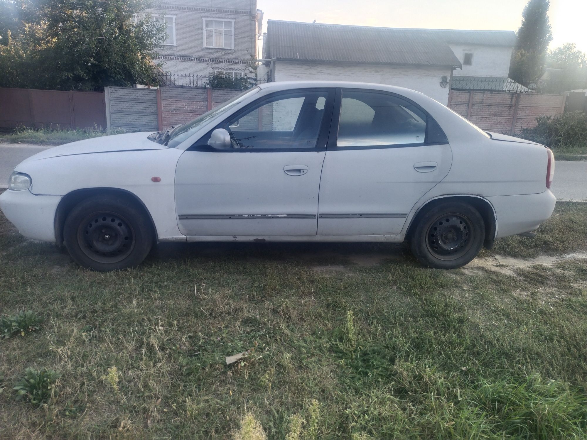 Продам Daewoo nubira 1