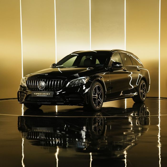 Mercedes-Benz C 220 d AMG Line