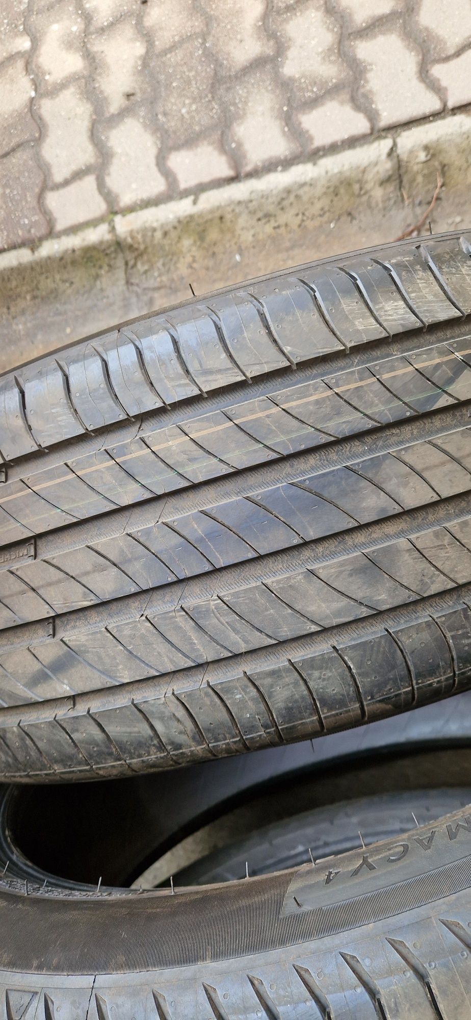 235/50 R19 103V extra load Michelin primacy 4 S1 Demo