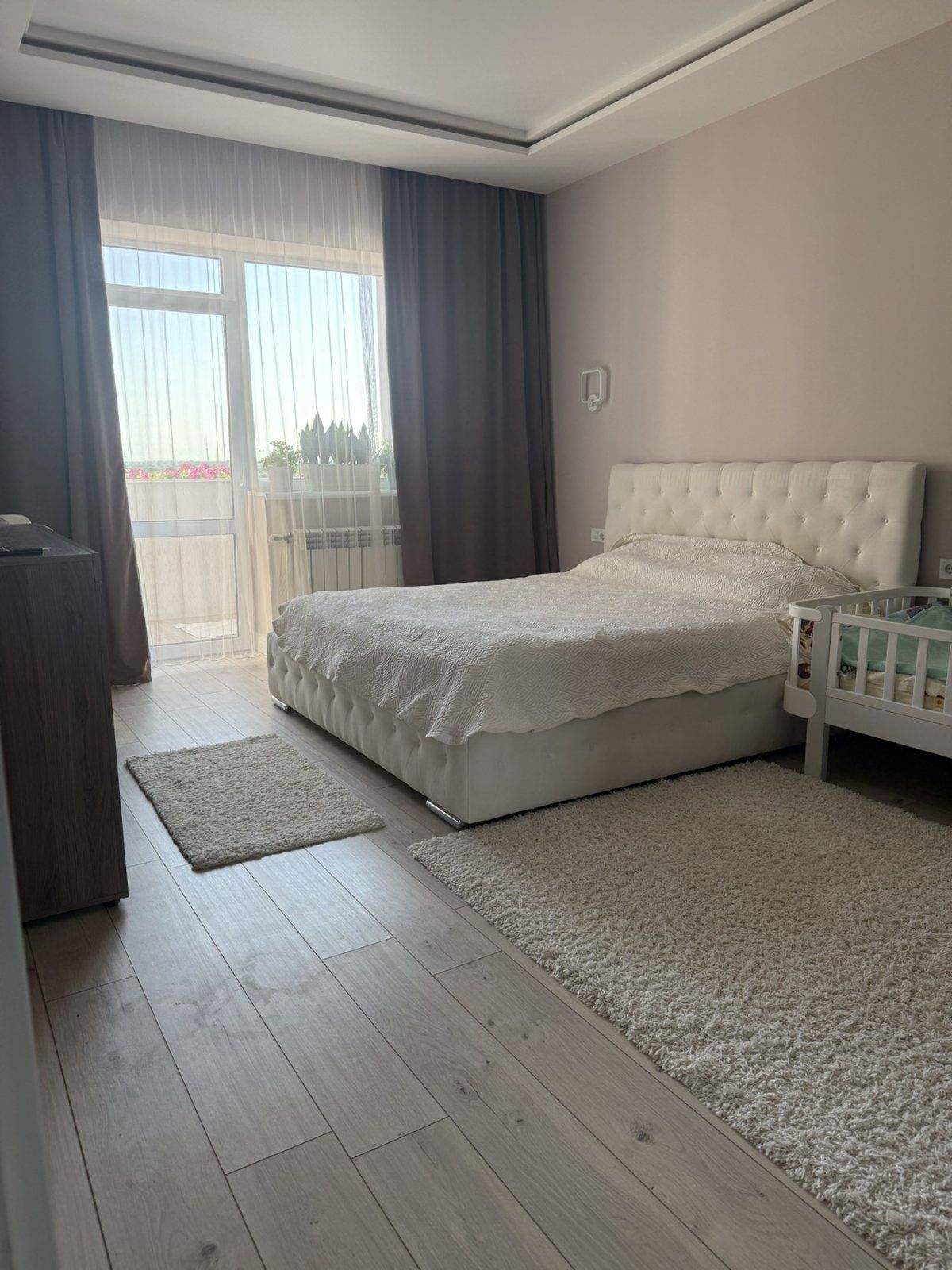 2- кімн Минай , 73 м² на четвертому поверсі