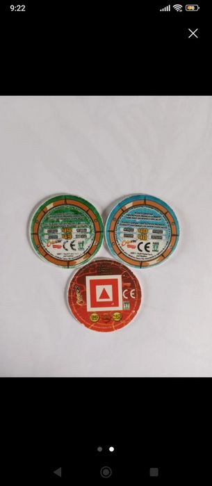 3 tazos Gormiti.