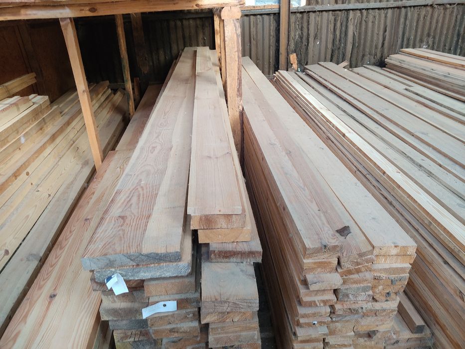 Дошка строгана суха з сосни, в наявності на під замовлення