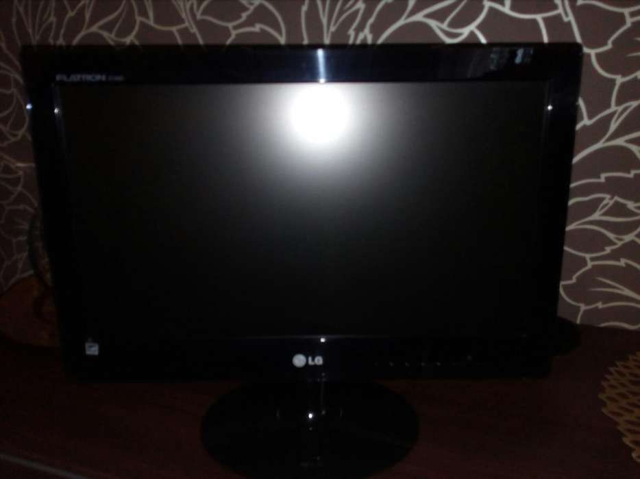 Monitor LG 19"