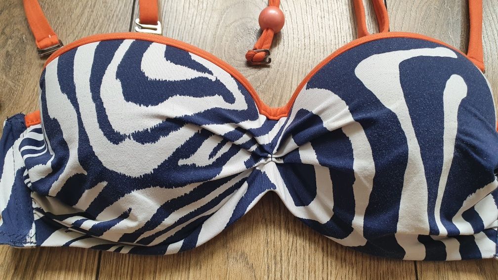 Dwuczęściowy strój kąpielowy z wyjmowanym push up 34 D
