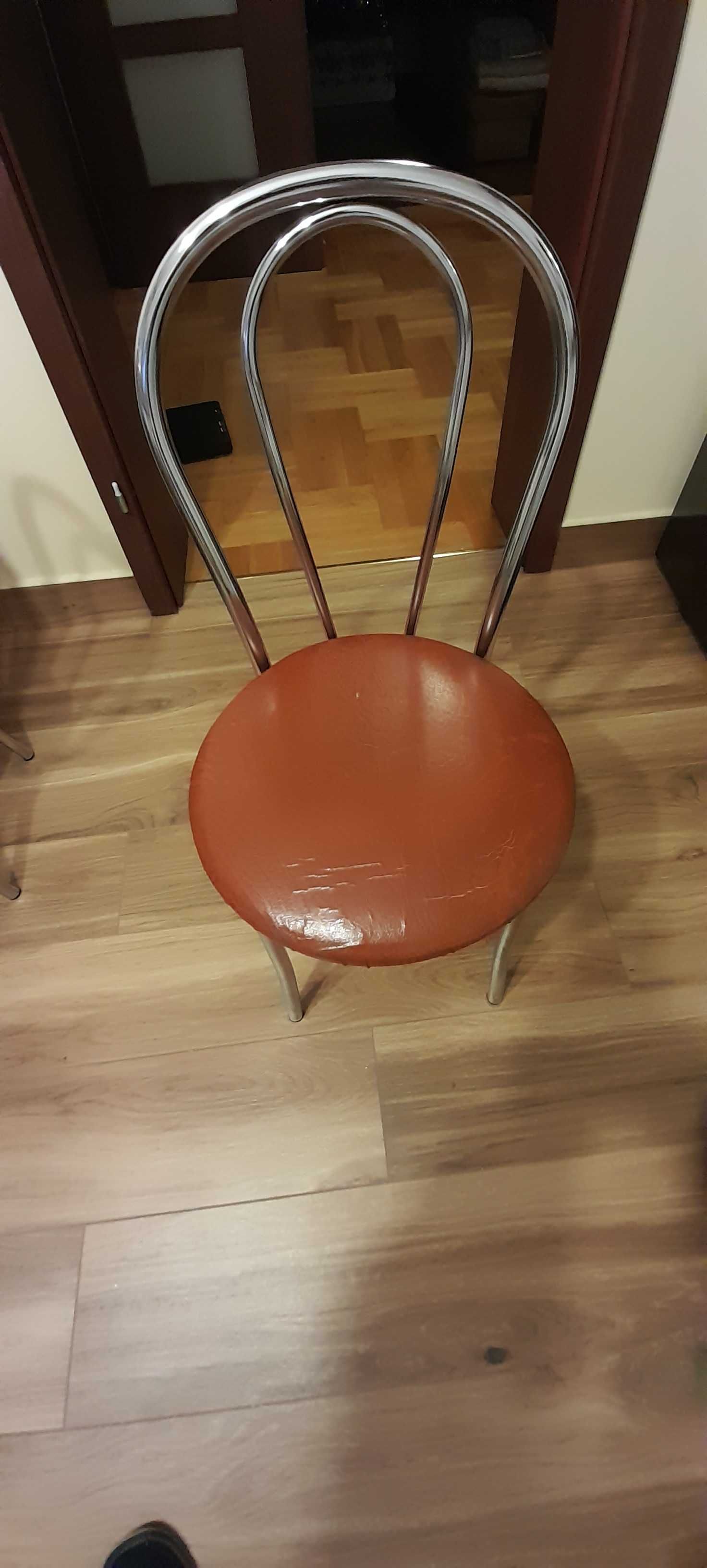 Stół kuchenny 150x100 + 6 krzeseł typu Tulipan