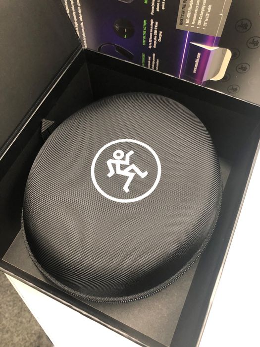 Продам Mackie MC-40BT