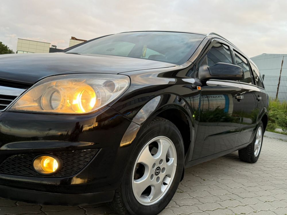 Opel Astra , у гарному стані