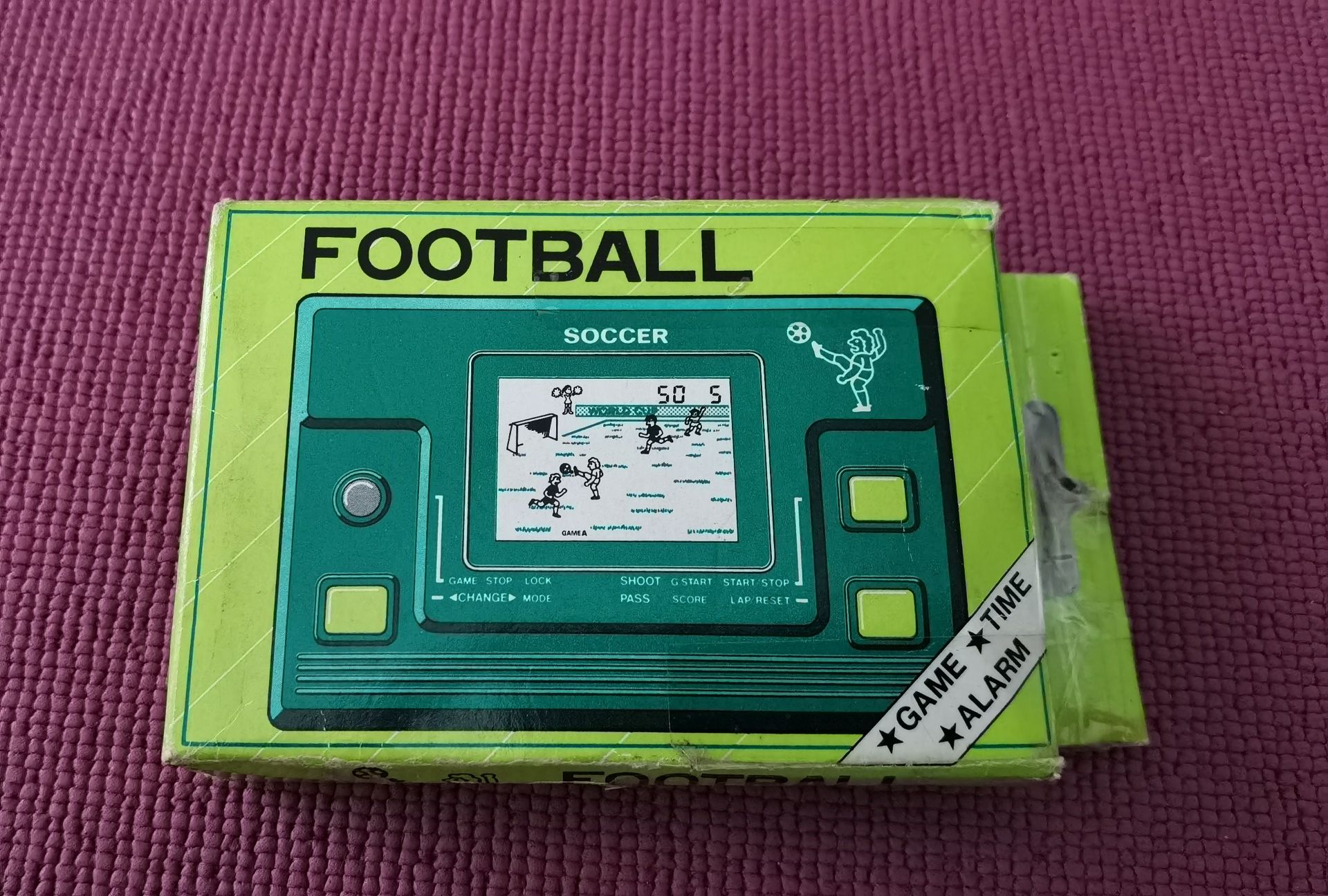 Jogo de futebol LCD portátil vintage