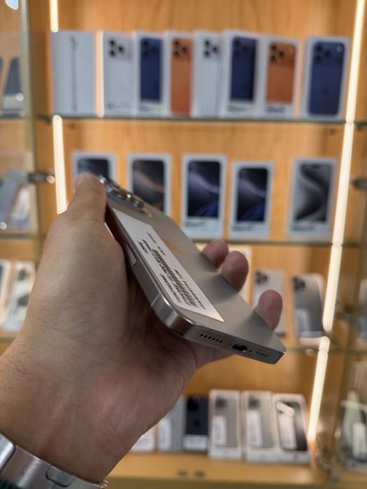 IPHONE 16 PRO MAX SEMI NOVO 100% bateria