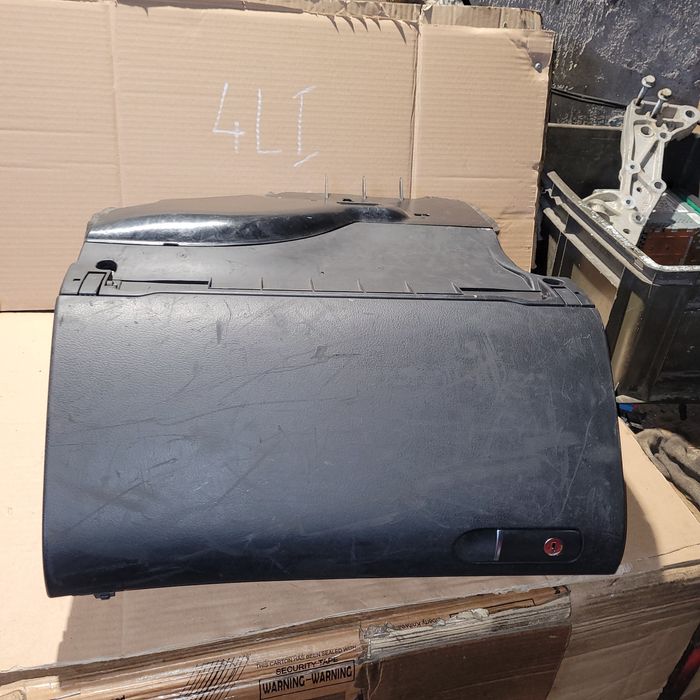 Schowek pasażera audi a4 b6 2002r