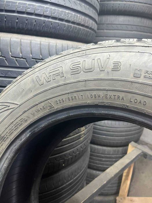 225/65 R17 Nokian пара зима