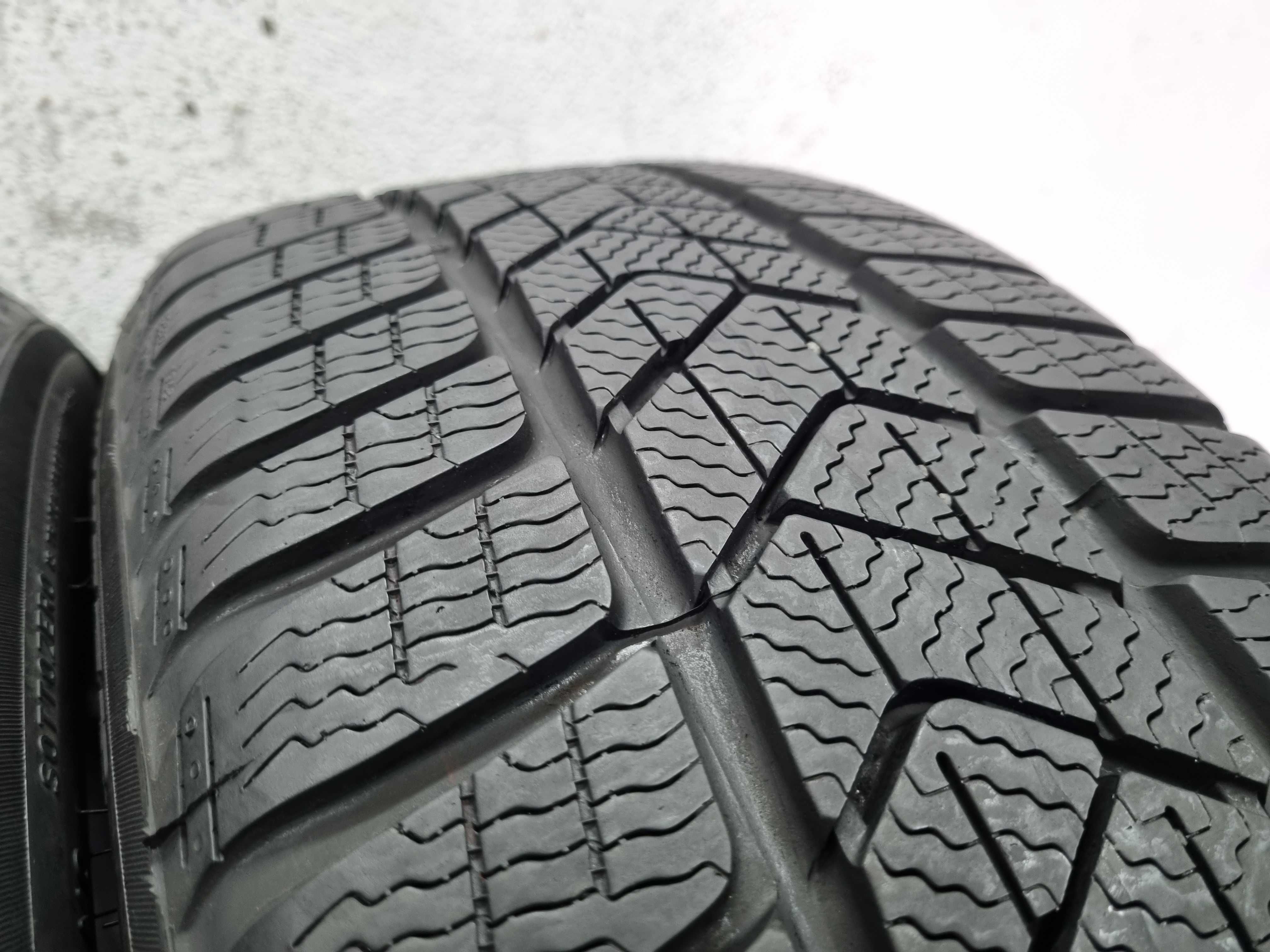 225/55/17 97H Pirelli Winter Sotto Zero 3 MO* PARA OPON MONTAŻ