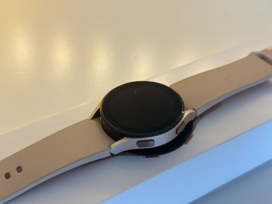 Samsung Galaxy Watch 4 40mm Różowy