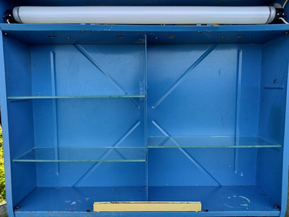 СССР металева підвісна полиця у ванну кімнату дзеркало полка шафа