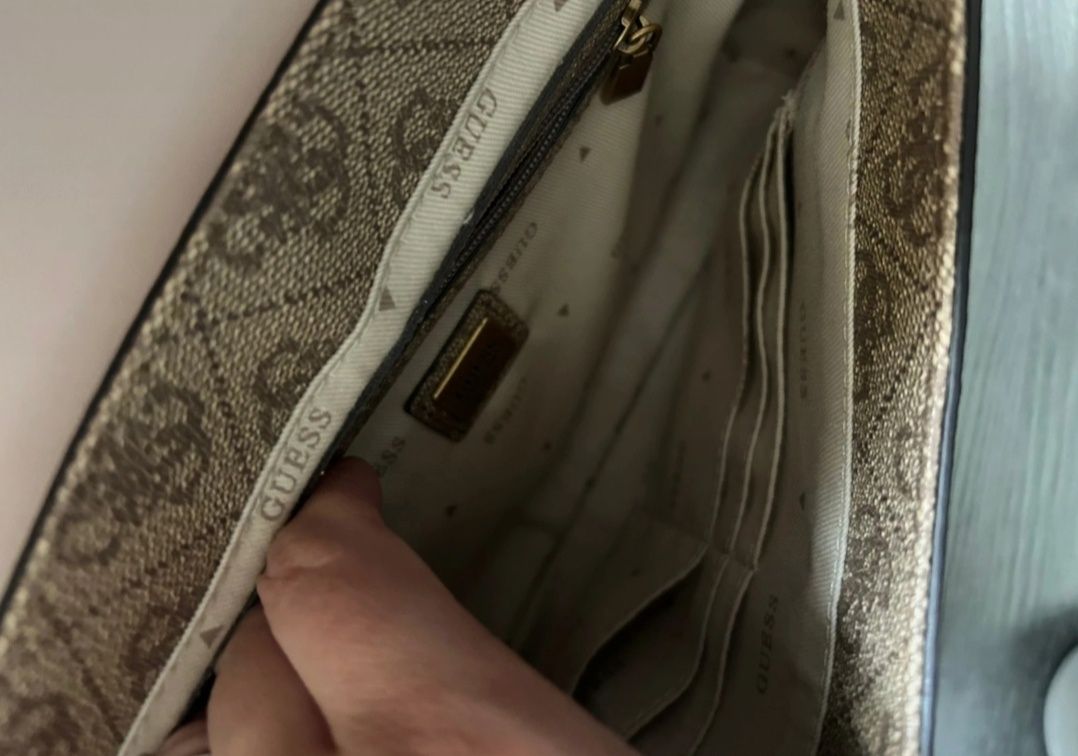Torebka Guess oryginalna monogram