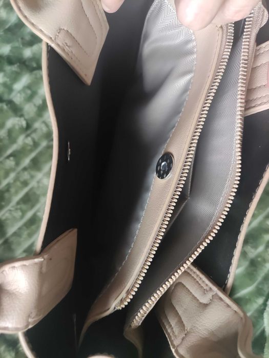 Beżowa torebka Szoperka M&S