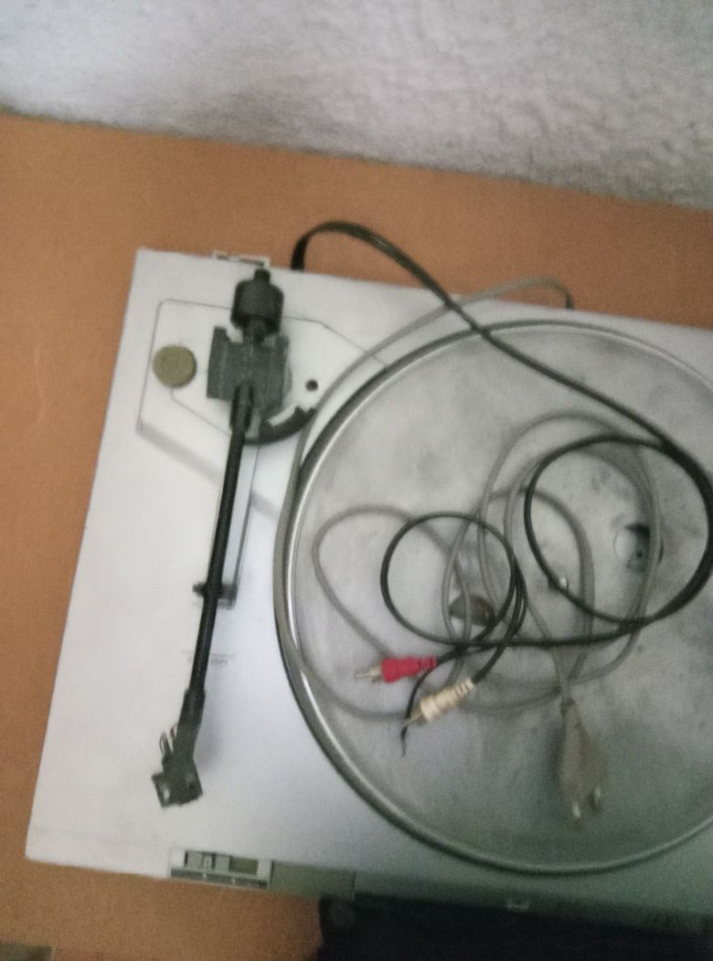 Leitor de vinyl AKAI AP-D2