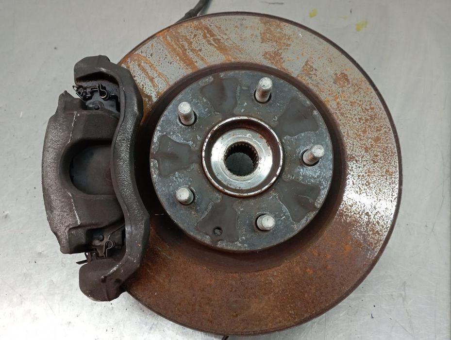 Manga de eixo frente esquerda MAZDA CX-3 (DK)