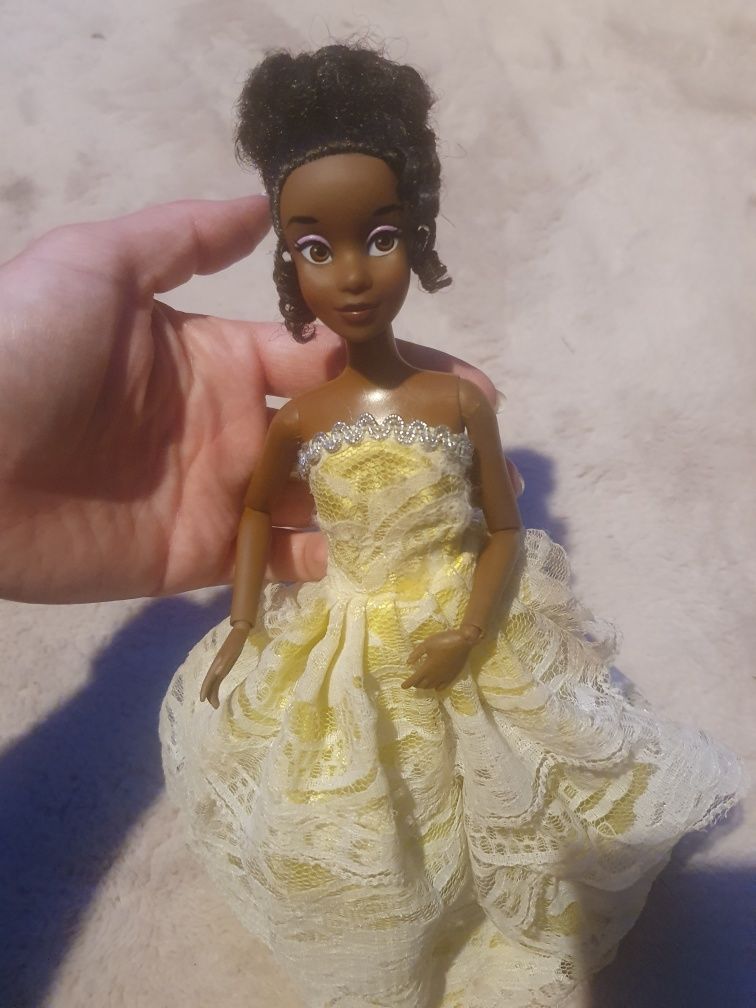 Oryginalna lalka Tiana ze sklepu w Disneyland