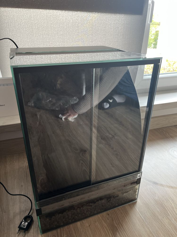 Terrarium 35x35x50 z wodospadem,