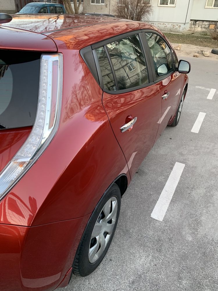 Нисан лиф  Nissan Leaf