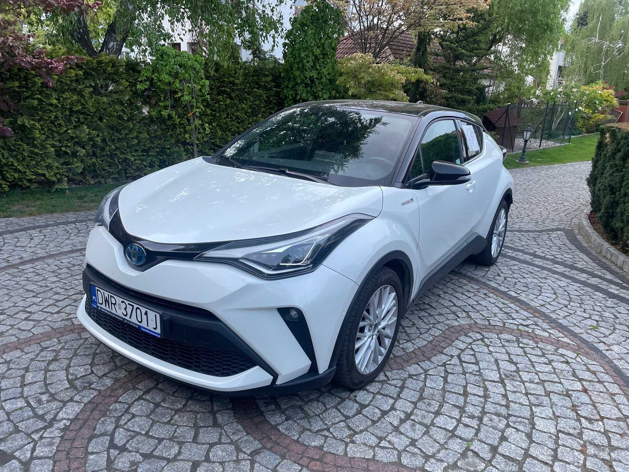 Toyota C-HR mały przebieg, pełne wyposażenie