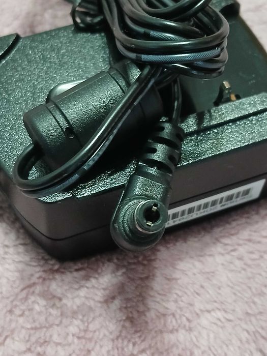 Блок питания phihong model PSAC12R-050. Новый.