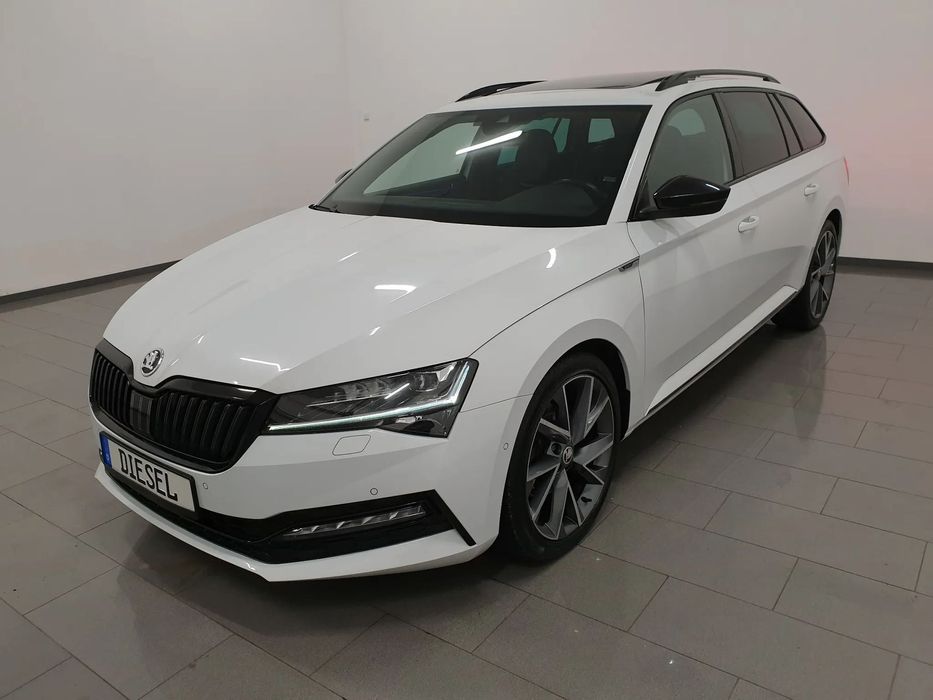 Skoda Superb FV23% LIFT SPORTLINE 4X4 BILED Virtual Navi Kamera Panorama ACC Alu Gw