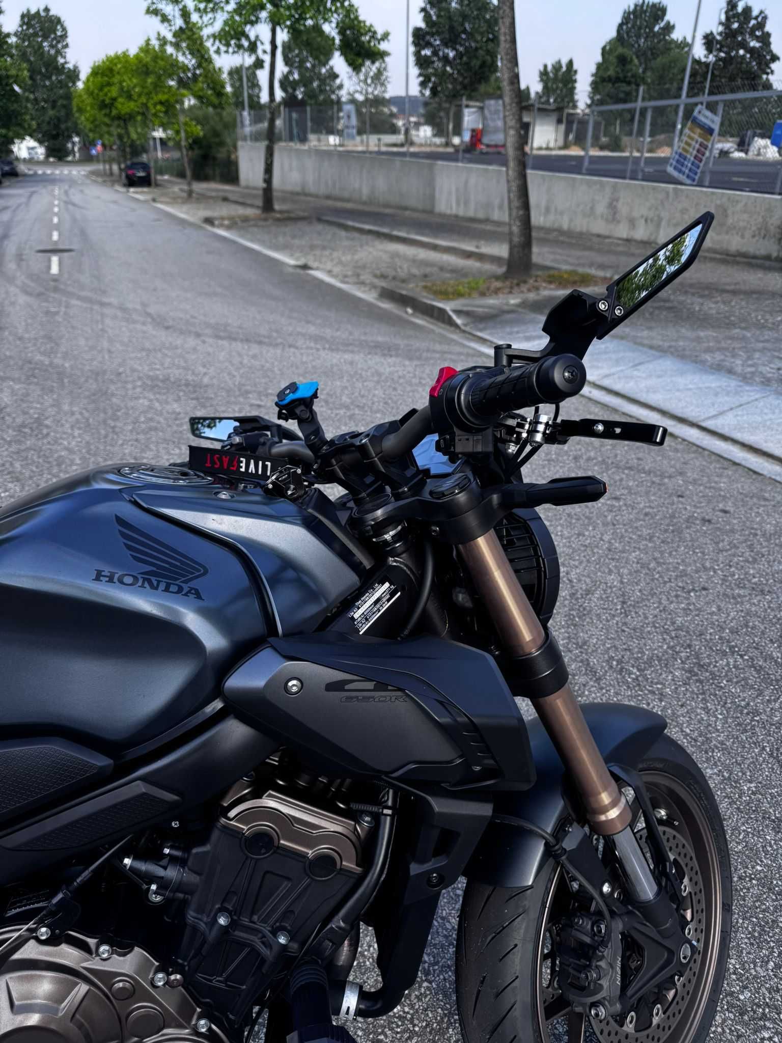 Honda CB 650R 2023