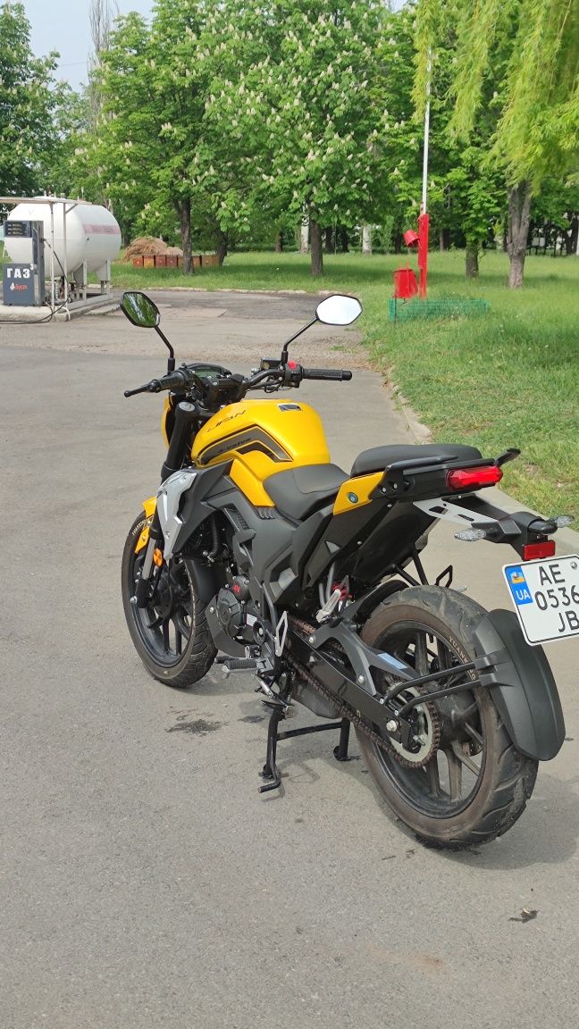 Продам мотоцикл Lifan sr-220 / 2024 года / жёлтый