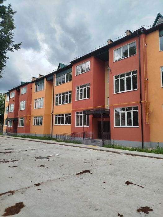 2 кімнатна квартира з індивідуальним опаленням по вул. Прилуцька