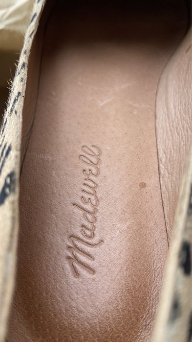 Балетки, мокасини, туфлі