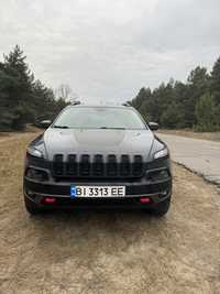 Продам автомобіль Jeep Cherokee 3.2 TrailHawk