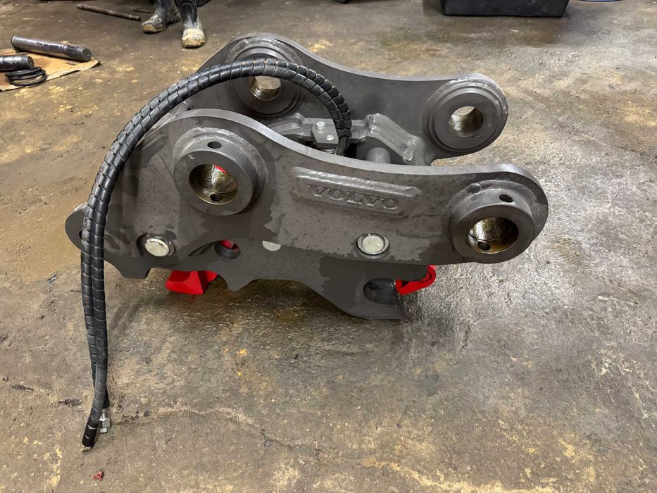 Szybkozłącze hydrauliczne Volvo UQF, fi80,fi70 meiller