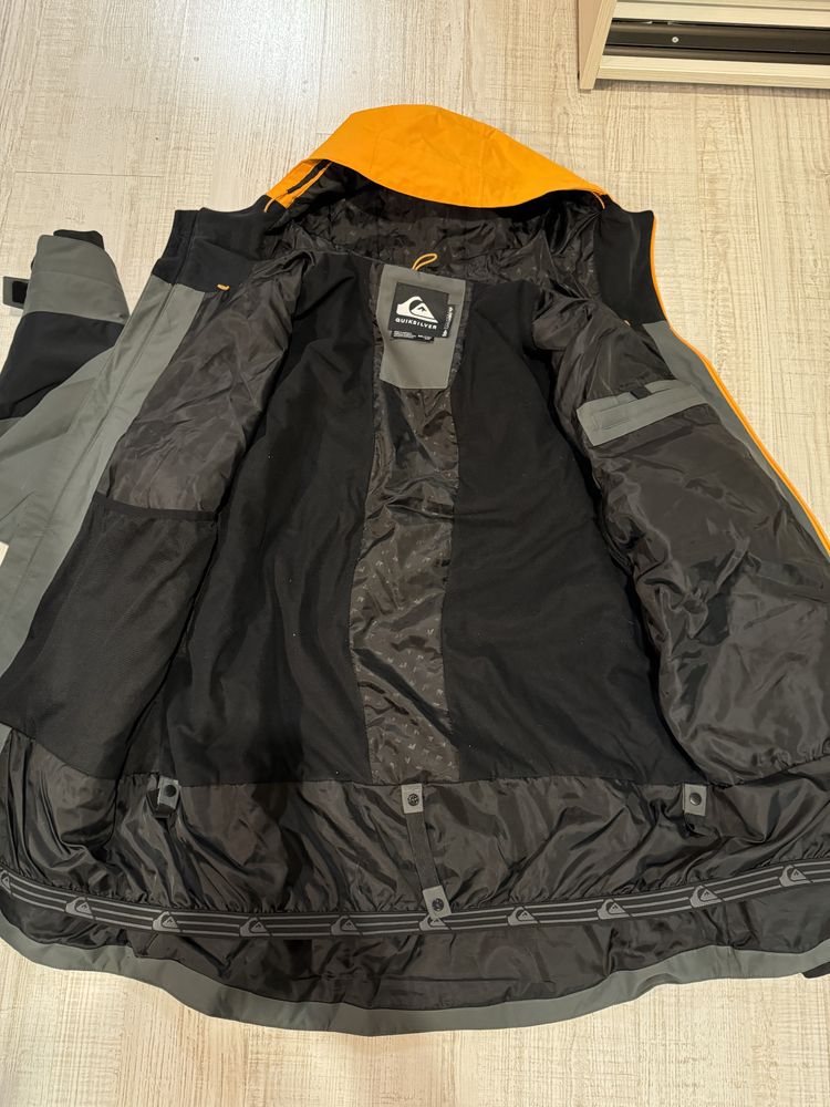 Лижна зимова куртка чоловіча сноуборд quiksilver