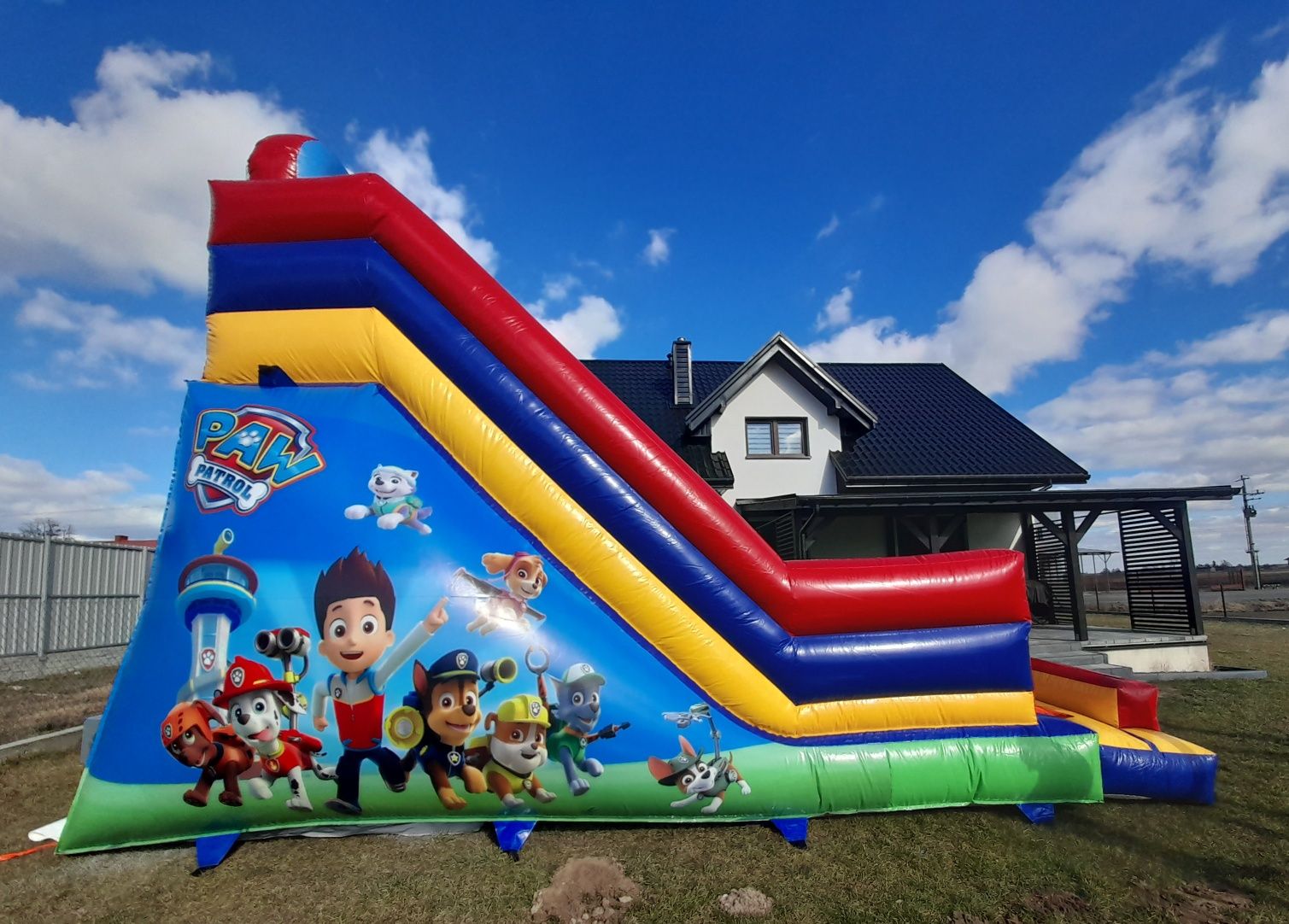Wynajem dmuchanców dla dzieci ,wata cukrowa ,malowanie buziek itp.
