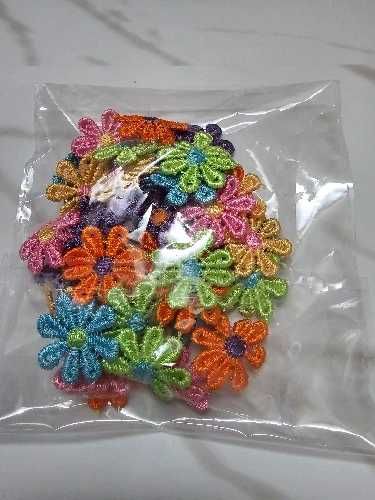 Haftowane koronki 3 kolory. komplet