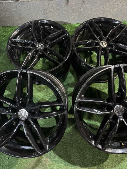 Диски Volkswagen Audi Skoda 5:112r19 комплект  диски оригінал б/у