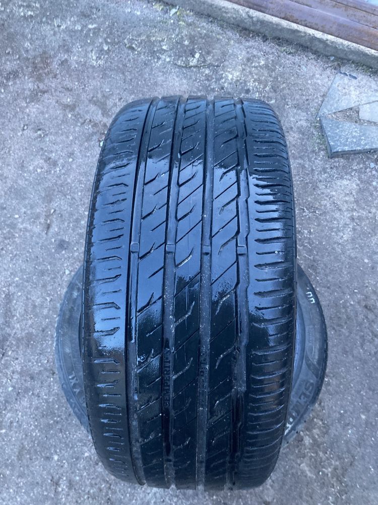 Продам Резину 235/40r18