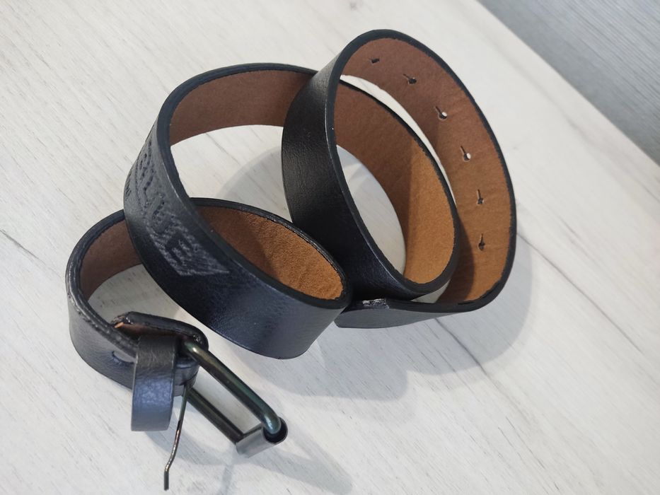 Ремінь новий , екошкіра. Довжина 90см.