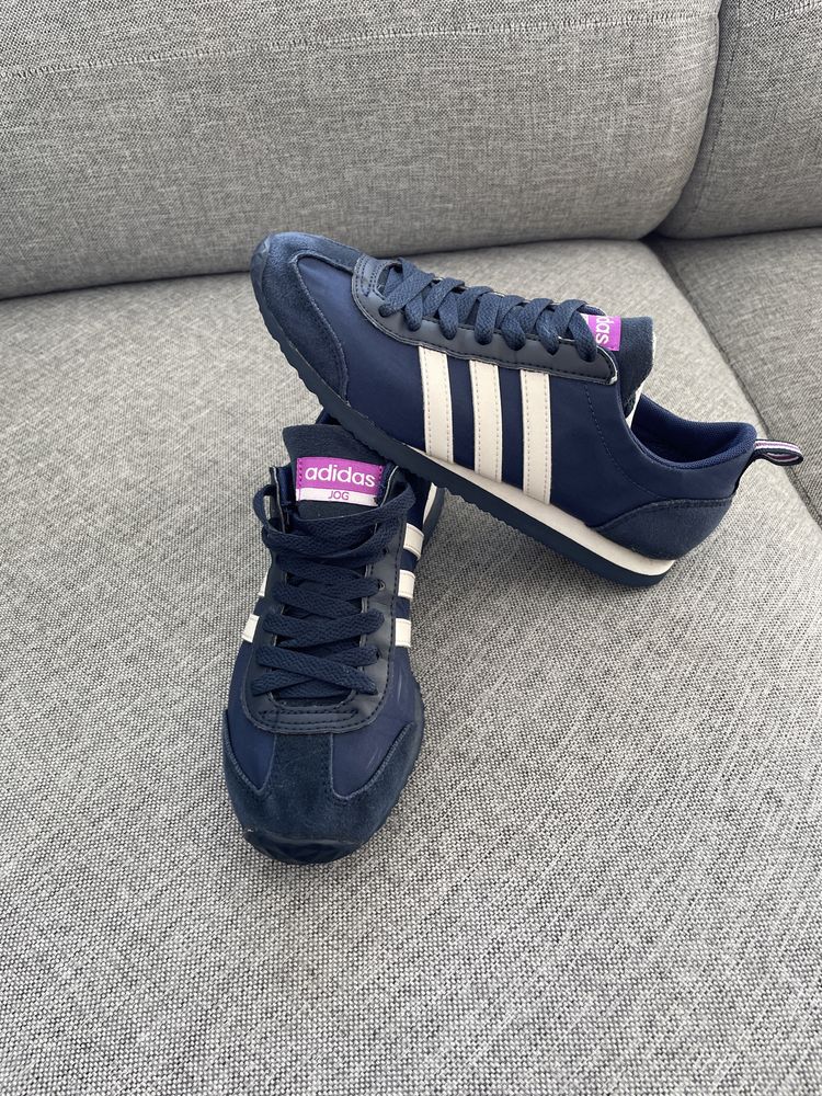 Adidas Jog rozmiar 36 2/3