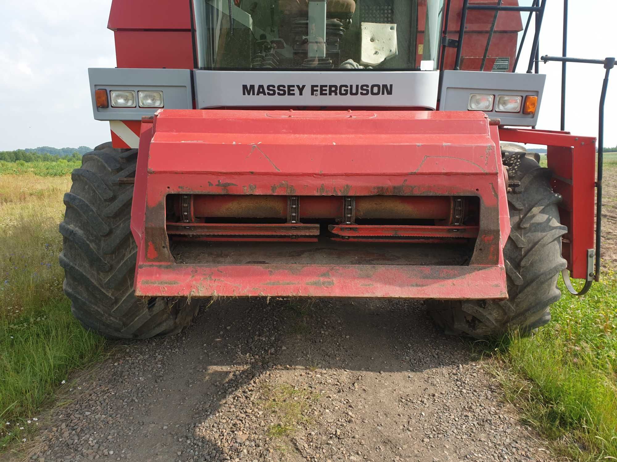 Kombajn Massey Ferguson 38 sprowadzony