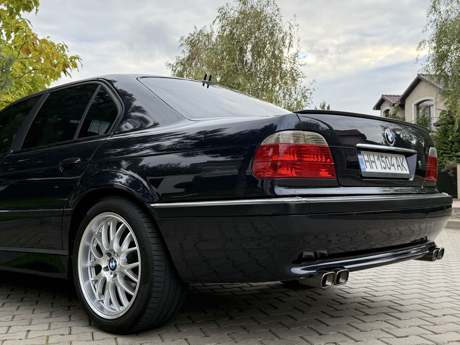 BMW 735i Steptronic 3.5 бензин/газ 2000 г