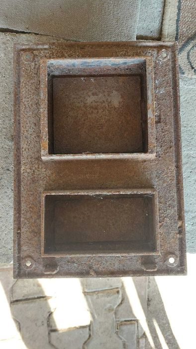 Drzwiczki metalowe paleniskowe do pieca kaflowego PRL stare wędzarnia