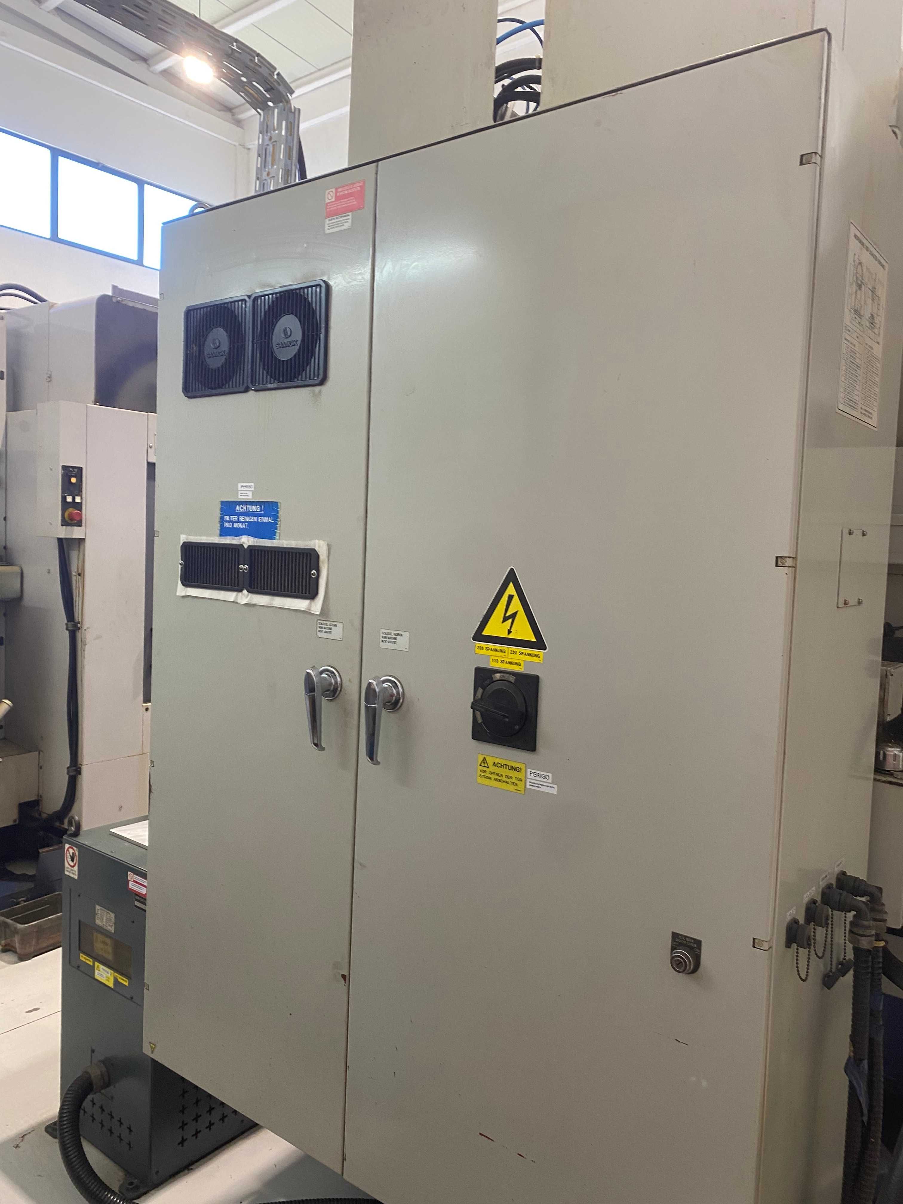 Centro maquinação CNC com Fanuc