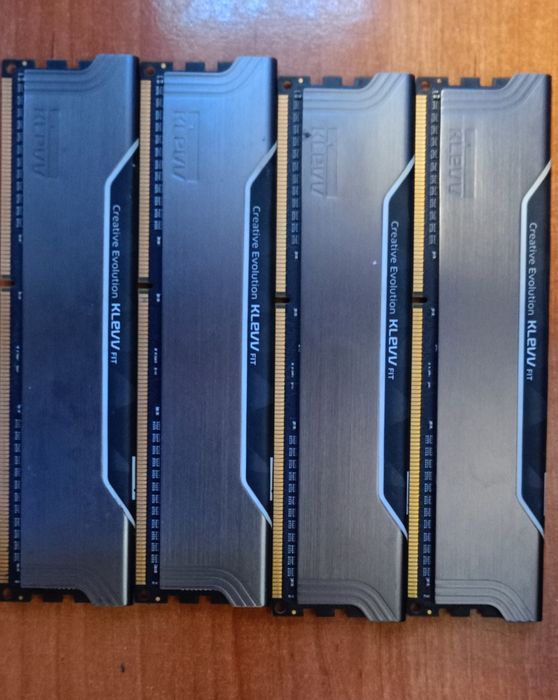 Sprzedam używane RAMY 4 szt. Po 4 GB