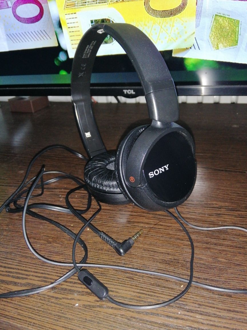 Наушники SONY MDR-ZX110