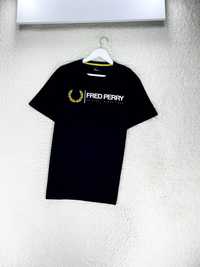 Футболка Fred Perry big logo nsw swoosh