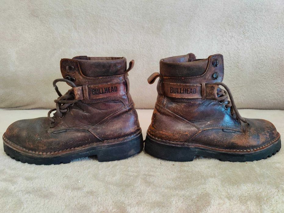 Botas Bullhead  tam. 42 em bom estado